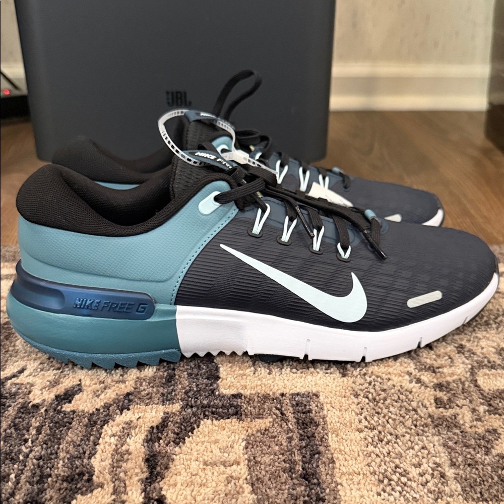 [FN0332-401] MENS NIKE FREE GOLF NN